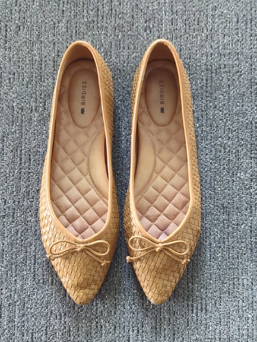 Birdies Tan Woven Pointed-Toe Flats with Bow - Picture 1 of 8